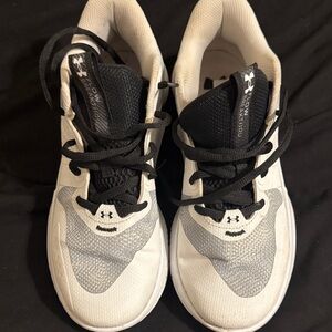 Under Armour women  White and Black Athletic Sneakers with Gray Accents